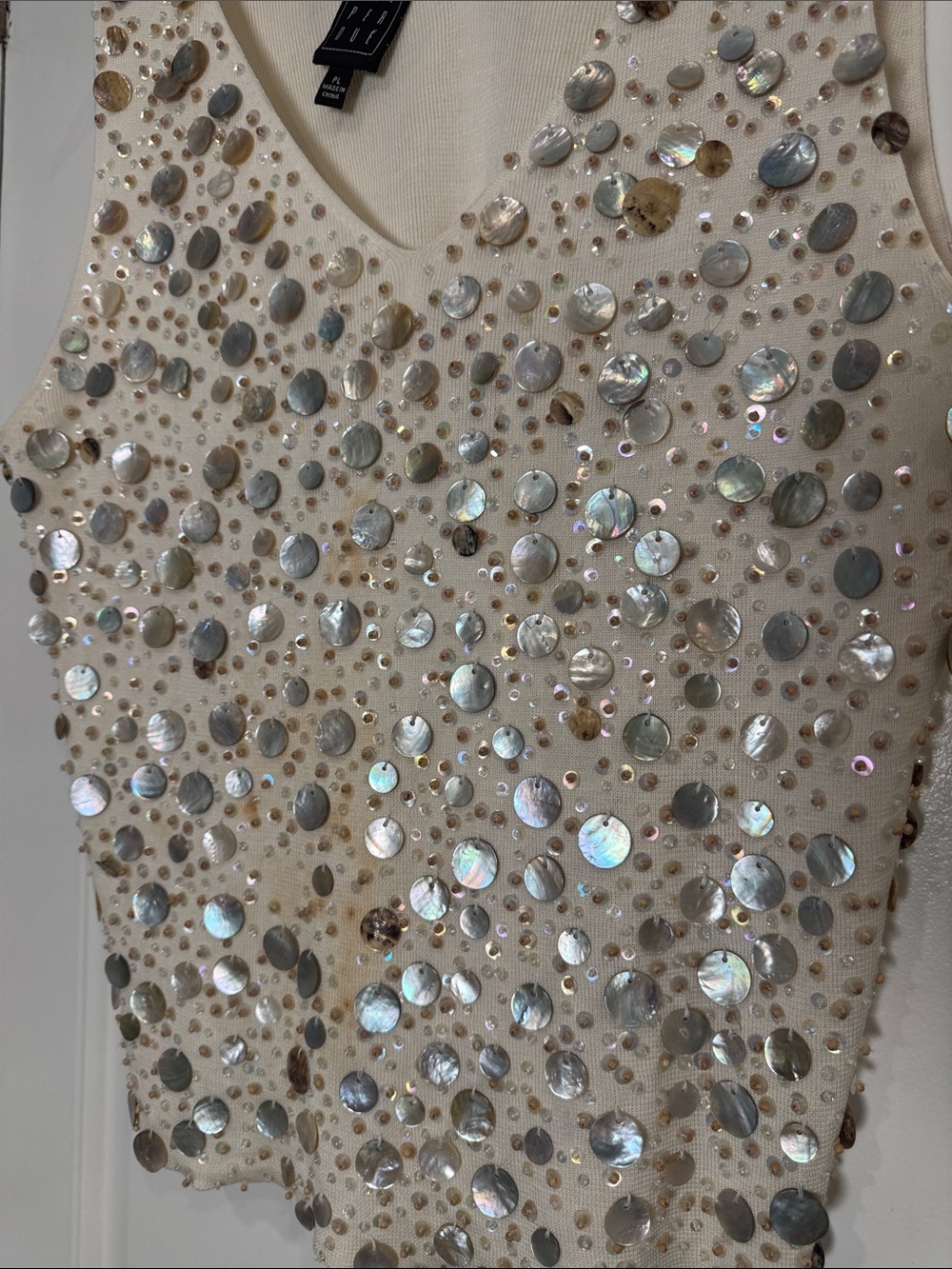 Dué Per Dué Silk and Mother of Pearl and Beaded Top - Picture 3 of 7